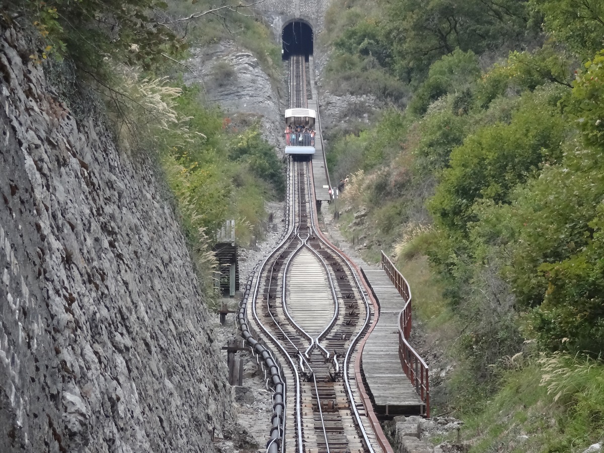 funicular.jpg