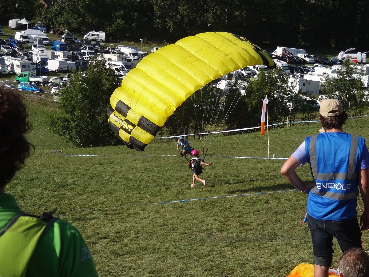nena_parapente.jpg